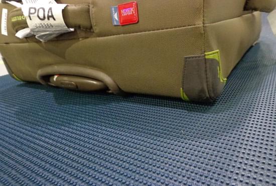 aplicação de correia de perfil corrugado em aeroportos